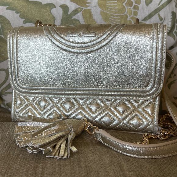 Tory Burch Handbags - TORY BURCH Crossbody